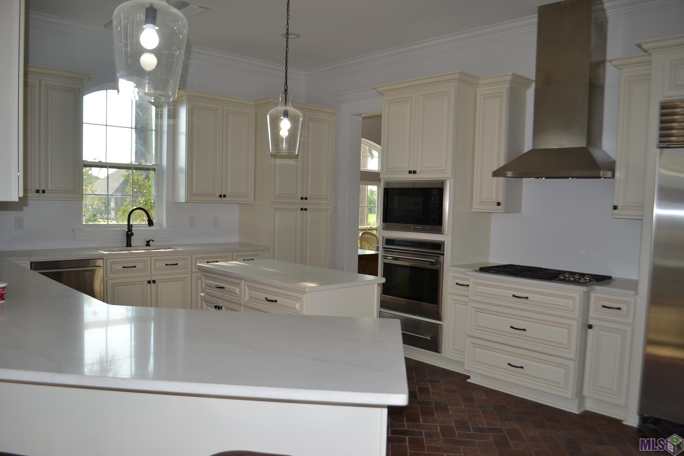 363 Providence Avenue Cut Off, LA 70345 - Photo 8 of 50