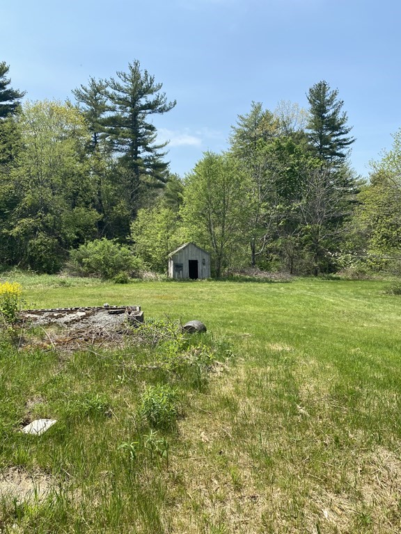 207 Lake Road Ashburnham, MA 01430 - Photo 3 of 4