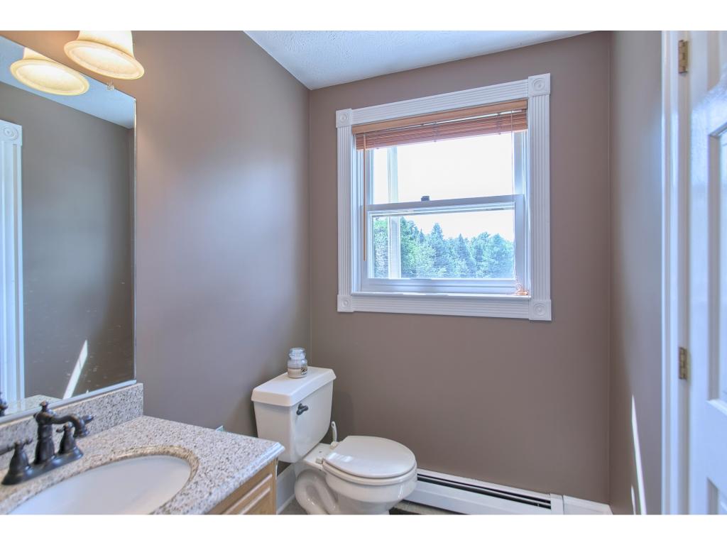 148 Wason Road Hudson, NH 03051 - Photo 11 of 24