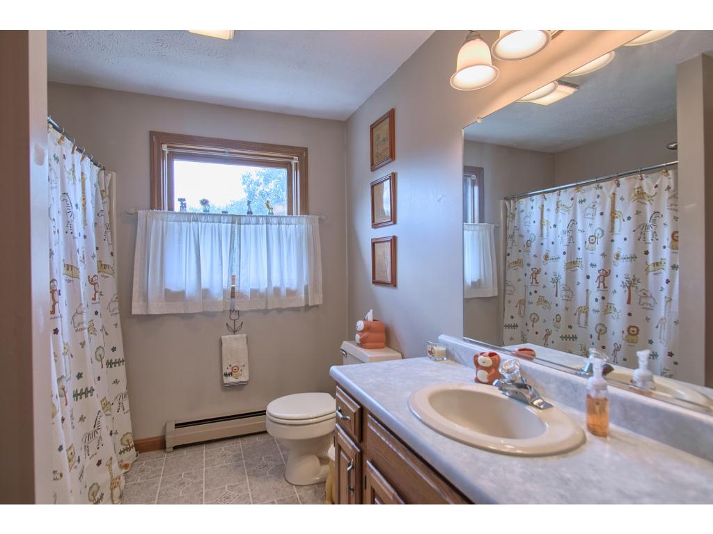 148 Wason Road Hudson, NH 03051 - Photo 15 of 24