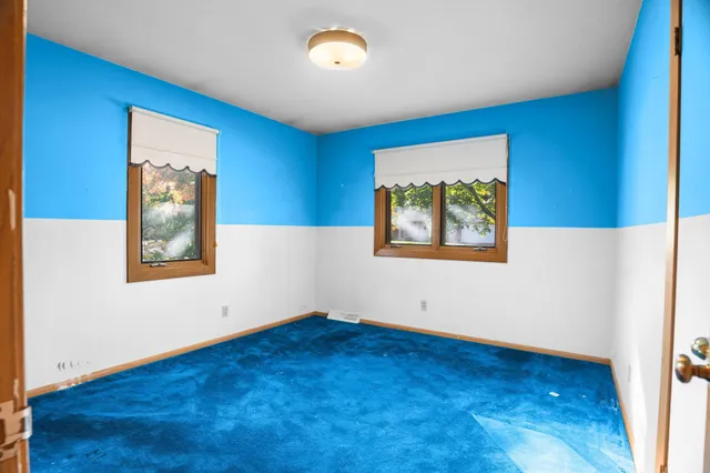 $499,900 | 8930 North Minnehaha Circle, St. Louis Park, MN 55426