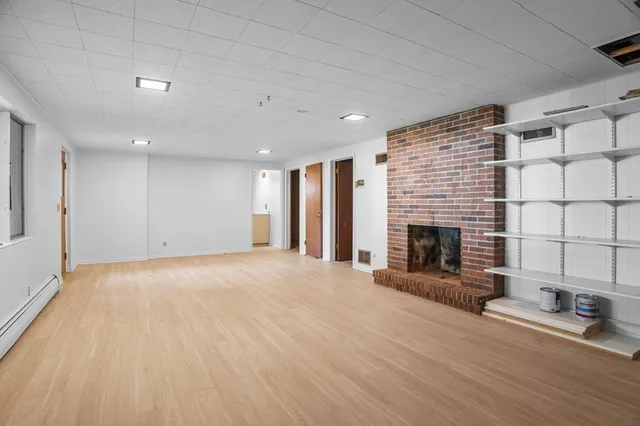 $499,900 | 8930 North Minnehaha Circle, St. Louis Park, MN 55426