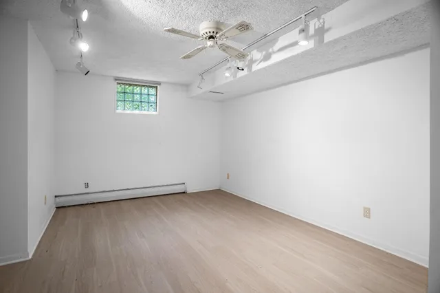 $499,900 | 8930 North Minnehaha Circle, St. Louis Park, MN 55426