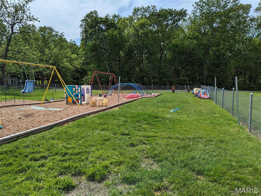 705 Burks Road Farmington, MO 63640 - Photo 3 of 14