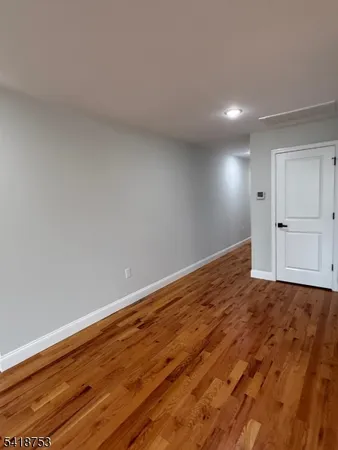 $2,650 | 216 South 12th Street, Newark, NJ 07107