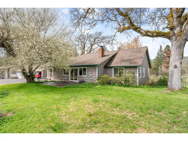 $995,000 | 934 Highway 141, White Salmon, WA 98672