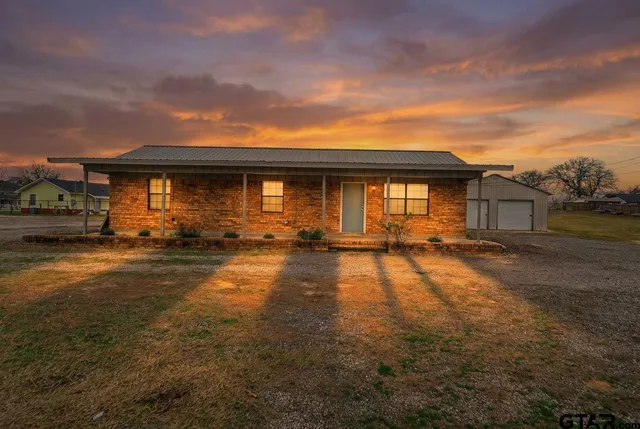 $1,600 | 10134 Fm 346 Street East, Whitehouse, TX 75791