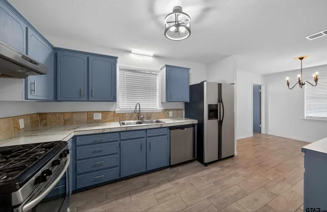 $1,600 | 10134 Fm 346 Street East, Whitehouse, TX 75791