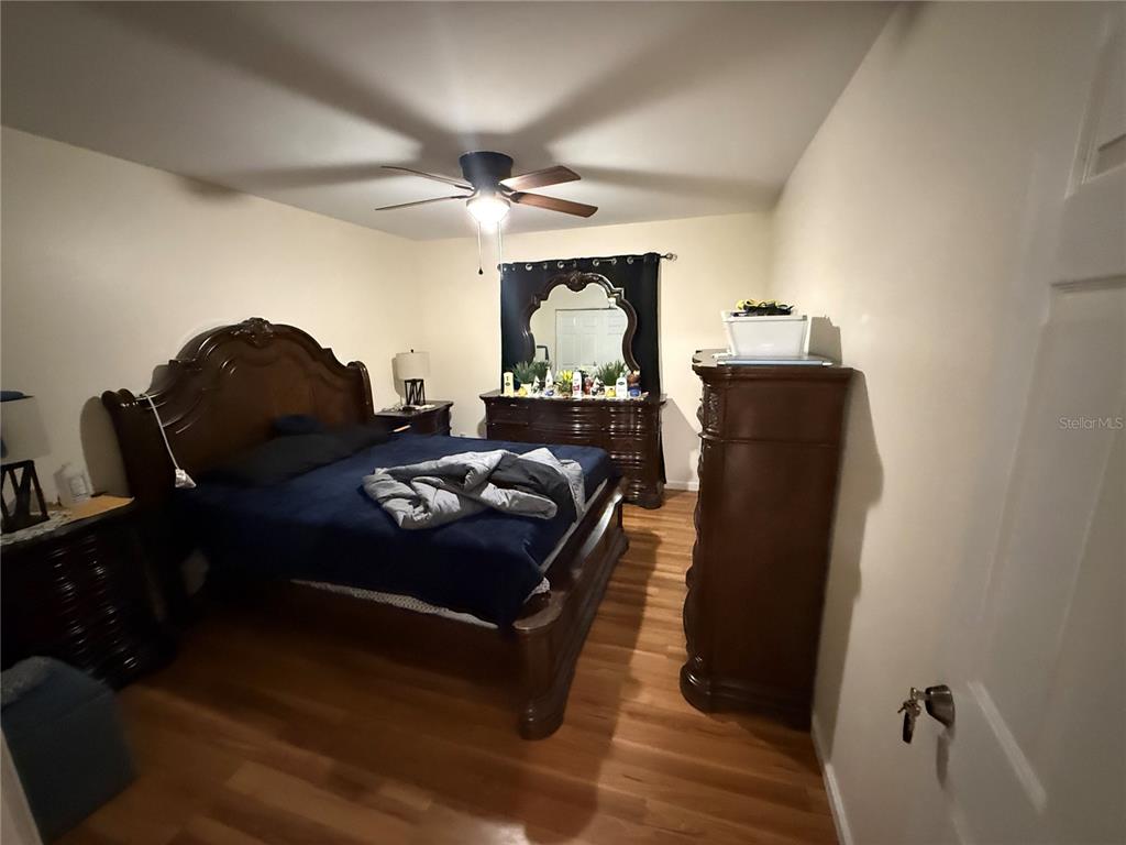 9302 Southeast Maricamp Road Ocala, FL 34472 - Photo 15 of 40 a living room with furniture