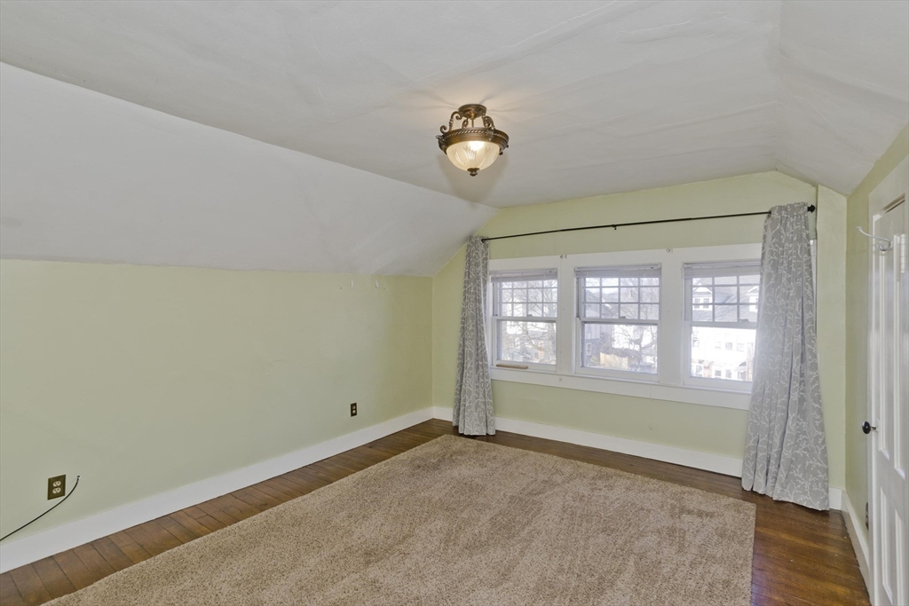 23 Westernview Street Springfield, MA 01108 - Photo 32 of 41