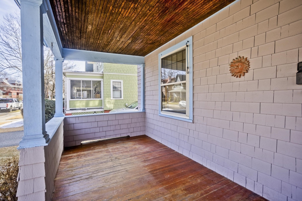 23 Westernview Street Springfield, MA 01108 - Photo 8 of 41