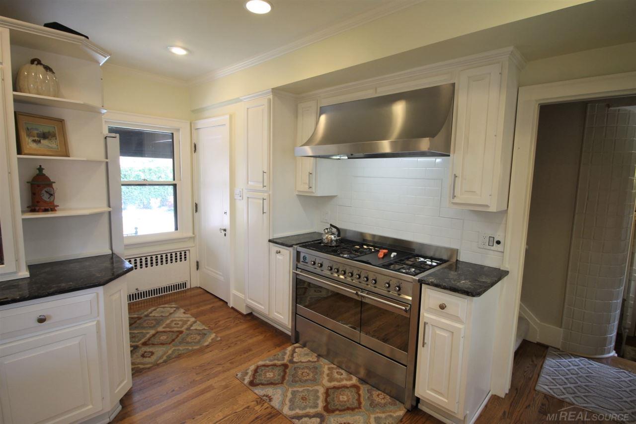 865 Trombley Road Grosse Pointe Park, MI 48230 - Photo 29 of 99