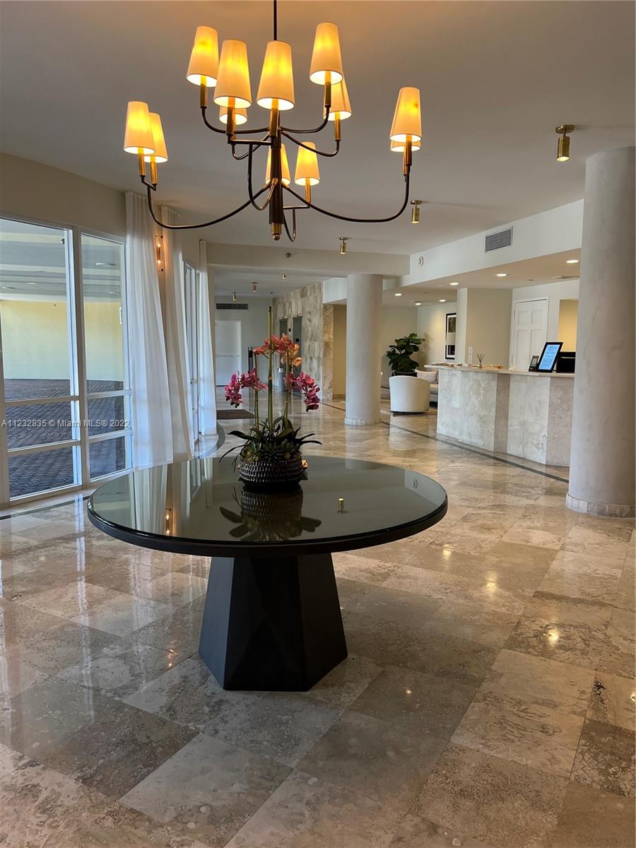 2351 Douglas Road, Unit 910 Miami, FL 33145 - Photo 7 of 24