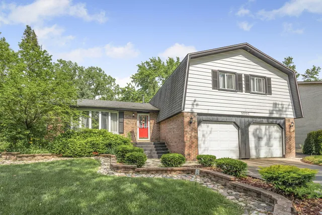 $259,500 | 22757 Lakeshore Drive, Richton Park, IL 60471