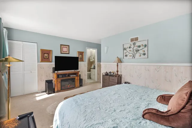 $259,500 | 22757 Lakeshore Drive, Richton Park, IL 60471