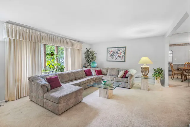 $259,500 | 22757 Lakeshore Drive, Richton Park, IL 60471