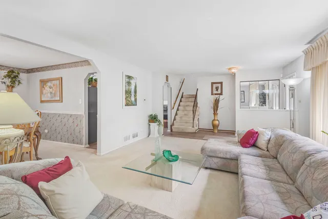 $259,500 | 22757 Lakeshore Drive, Richton Park, IL 60471