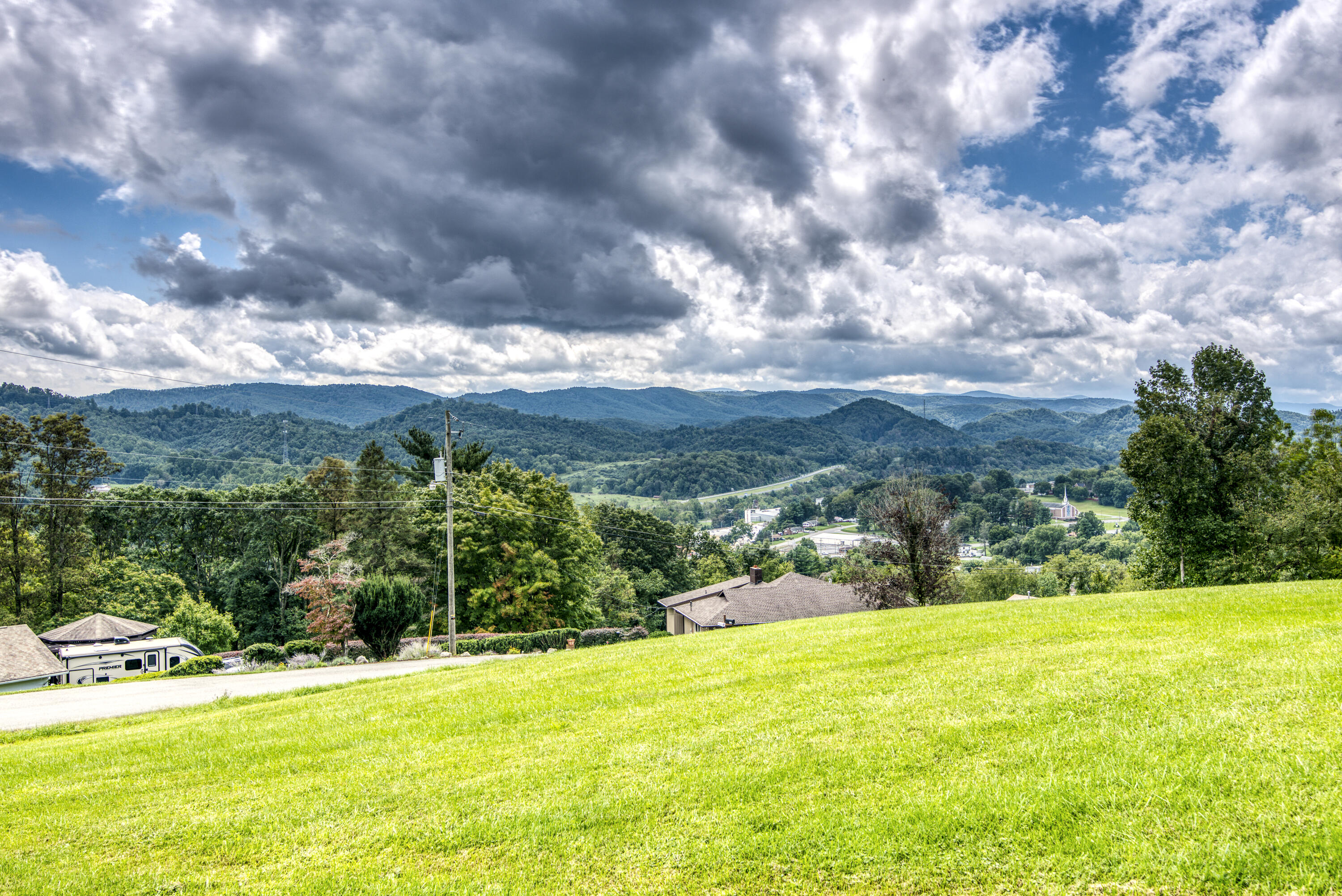 393 Panorama Drive, Marion, VA 24354 Compass