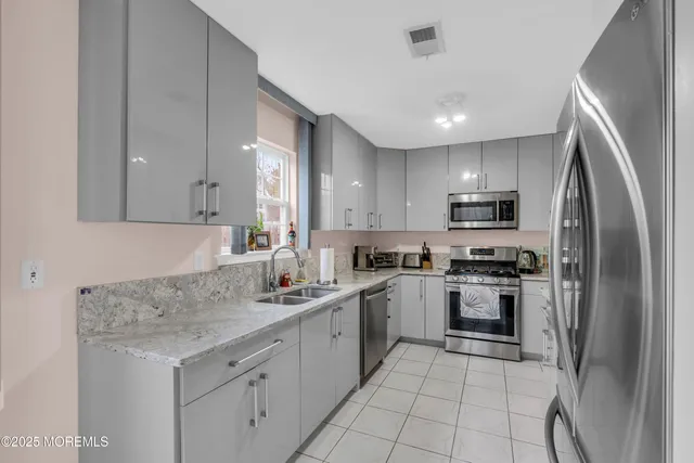 $535,000 | 26 Buford Court, Tinton Falls, NJ 07753