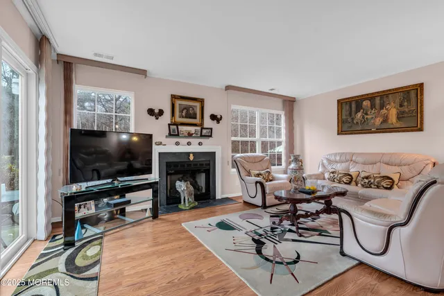 $535,000 | 26 Buford Court, Tinton Falls, NJ 07753