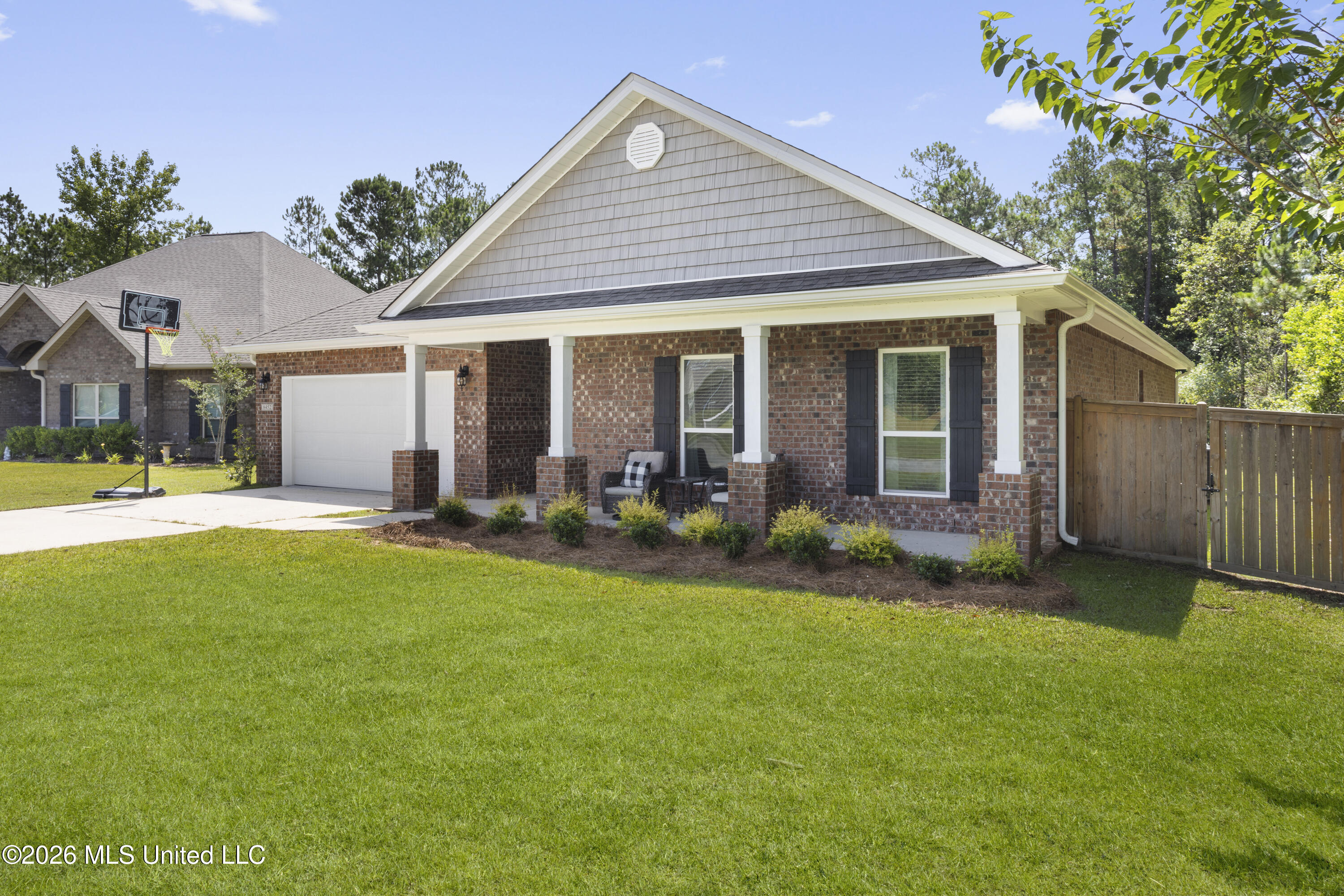 8452 Rock Glen Road Biloxi, MS 39532 - Photo 2 of 38 00003