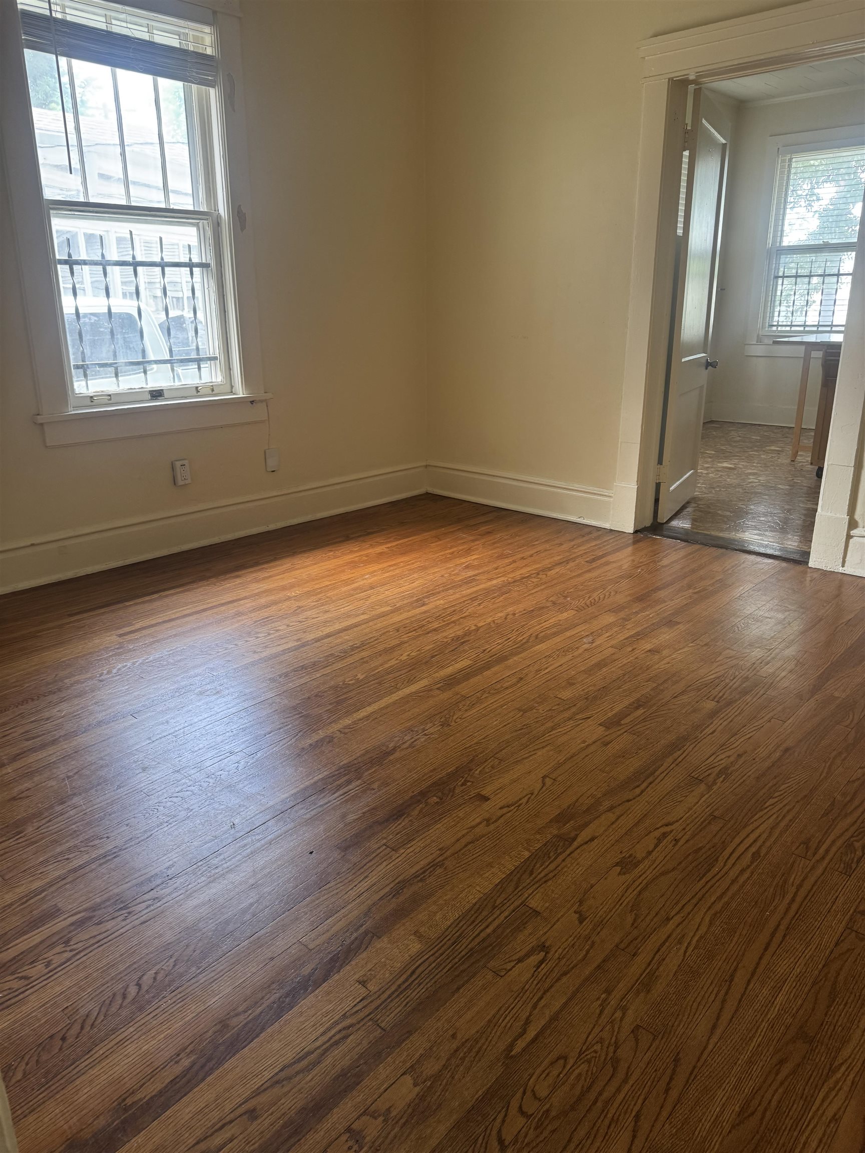 445 Garland Street Memphis, TN 38104 - Photo 7 of 8
