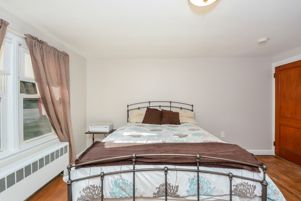 397 Massasoit Road Worcester, MA 01604 - Photo 17 of 29