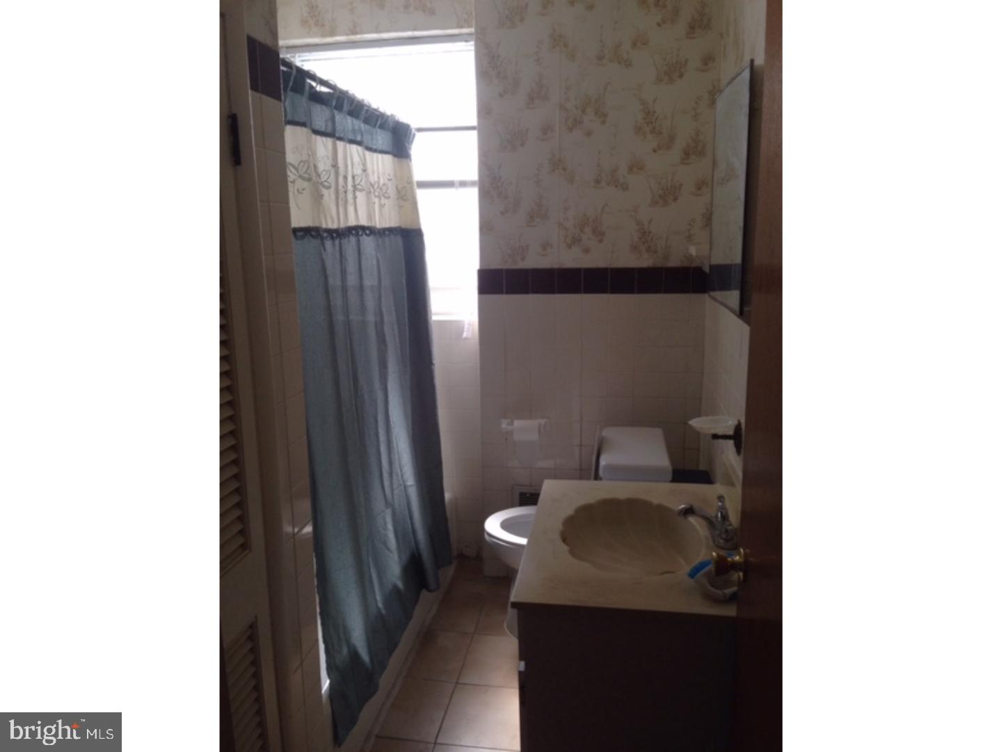 2007 South 17th Street Philadelphia, PA 19145 - Photo 14 of 20