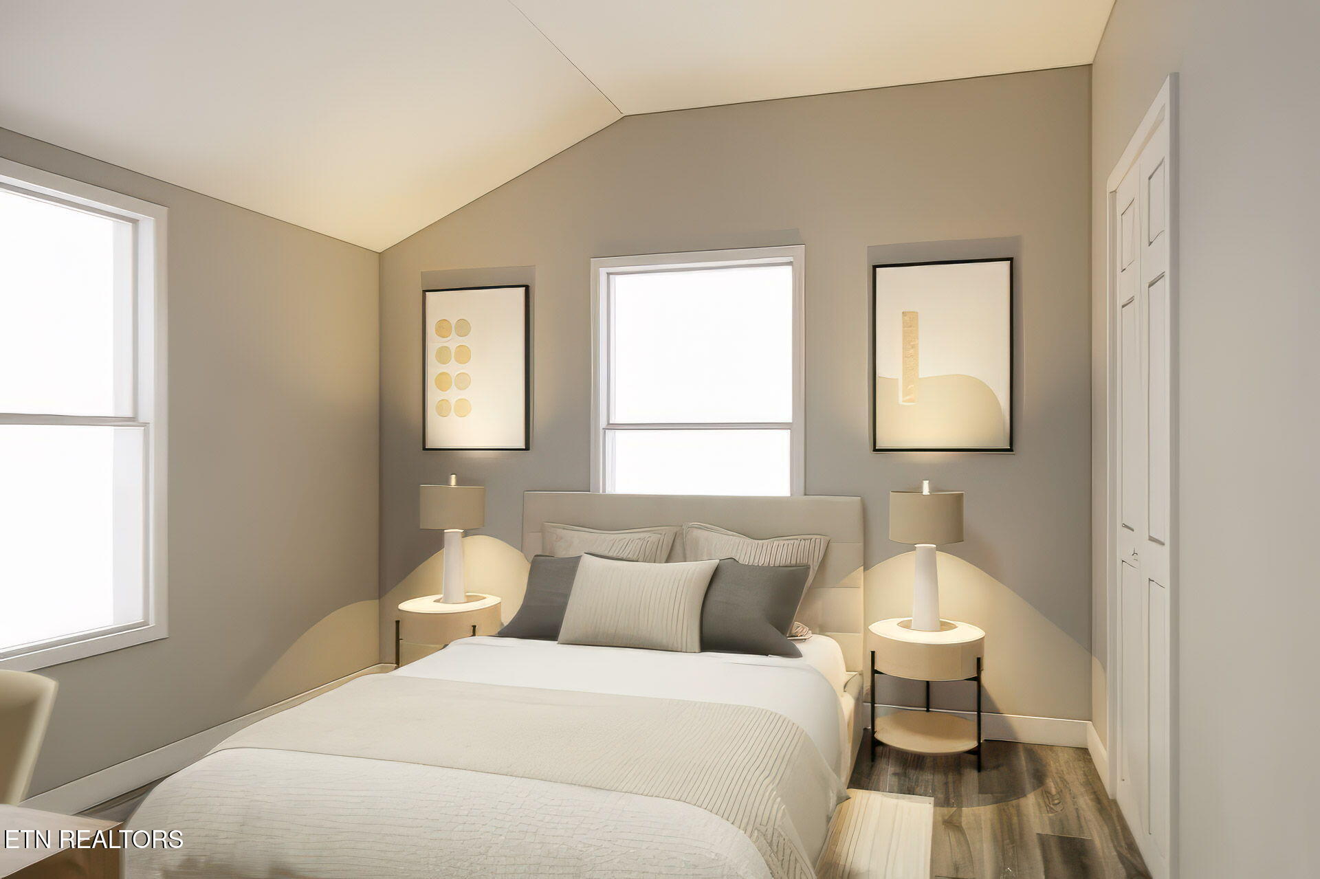 303 Hillcrest Street Clinton, TN 37716 - Photo 20 of 25 25-web-or-mls-Hillcrest Staging-50