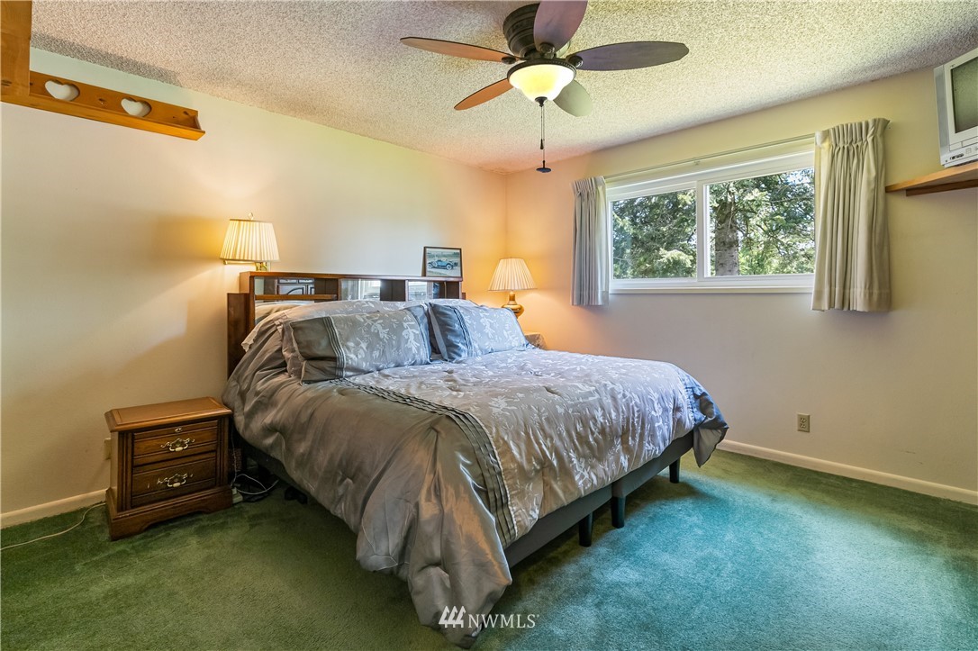 1186 East Laurel Road Bellingham, WA 98226 - Photo 22 of 39