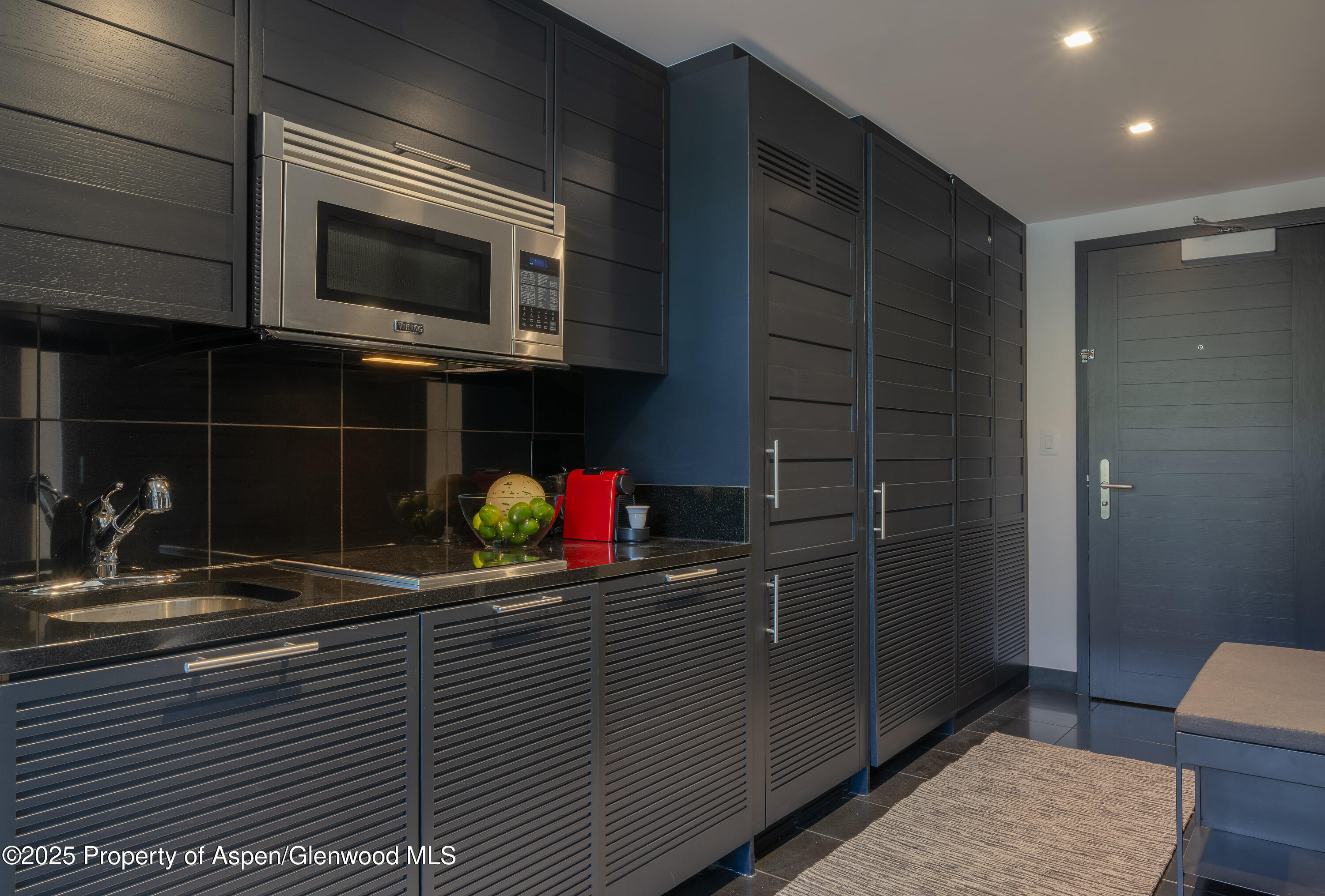 130 Wood Road, Unit 706 Snowmass Village, CO 81615 - Photo 7 of 11 706_Viceroy__0048