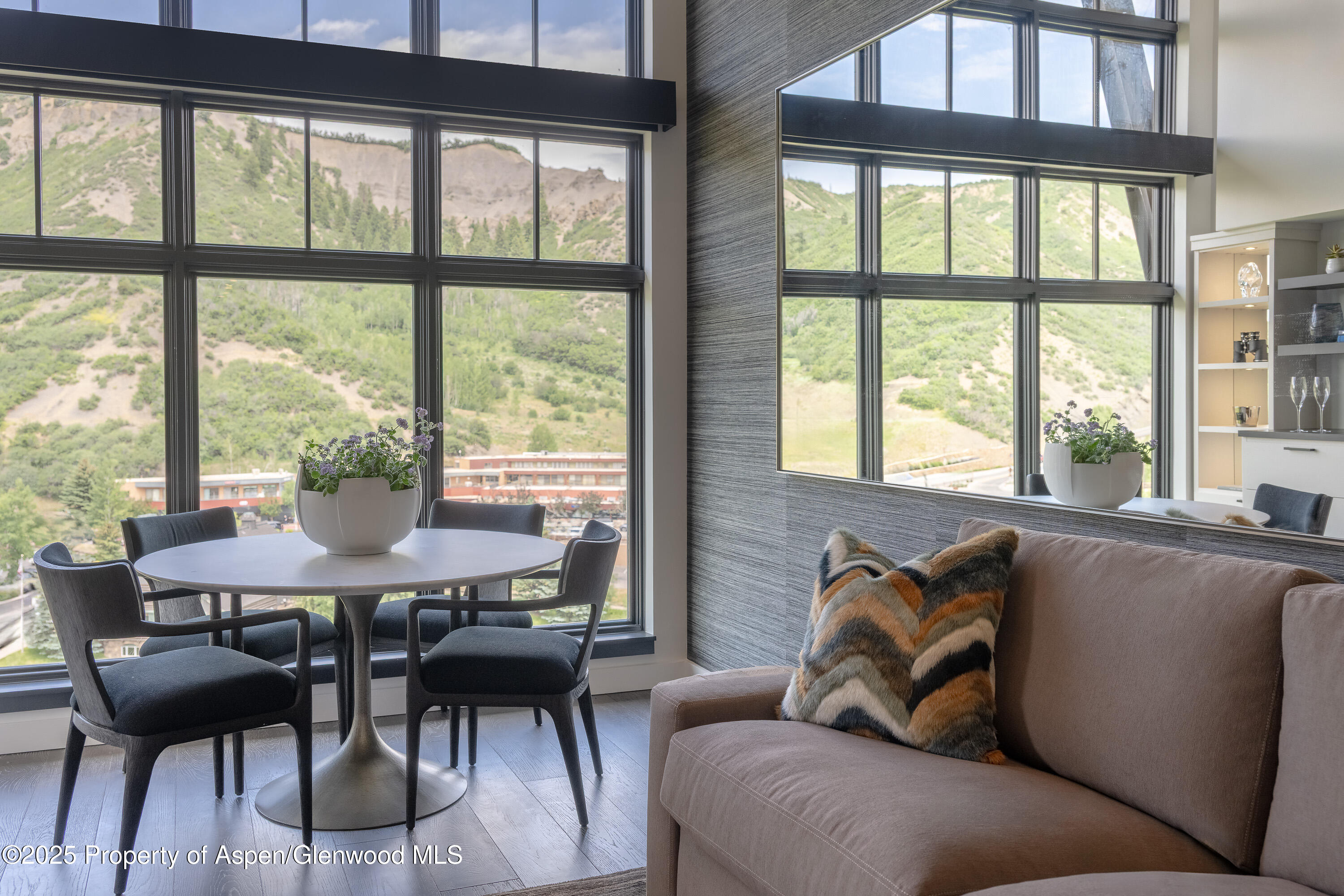 130 Wood Road, Unit 706 Snowmass Village, CO 81615 - Photo 9 of 11 706_Viceroy__0106