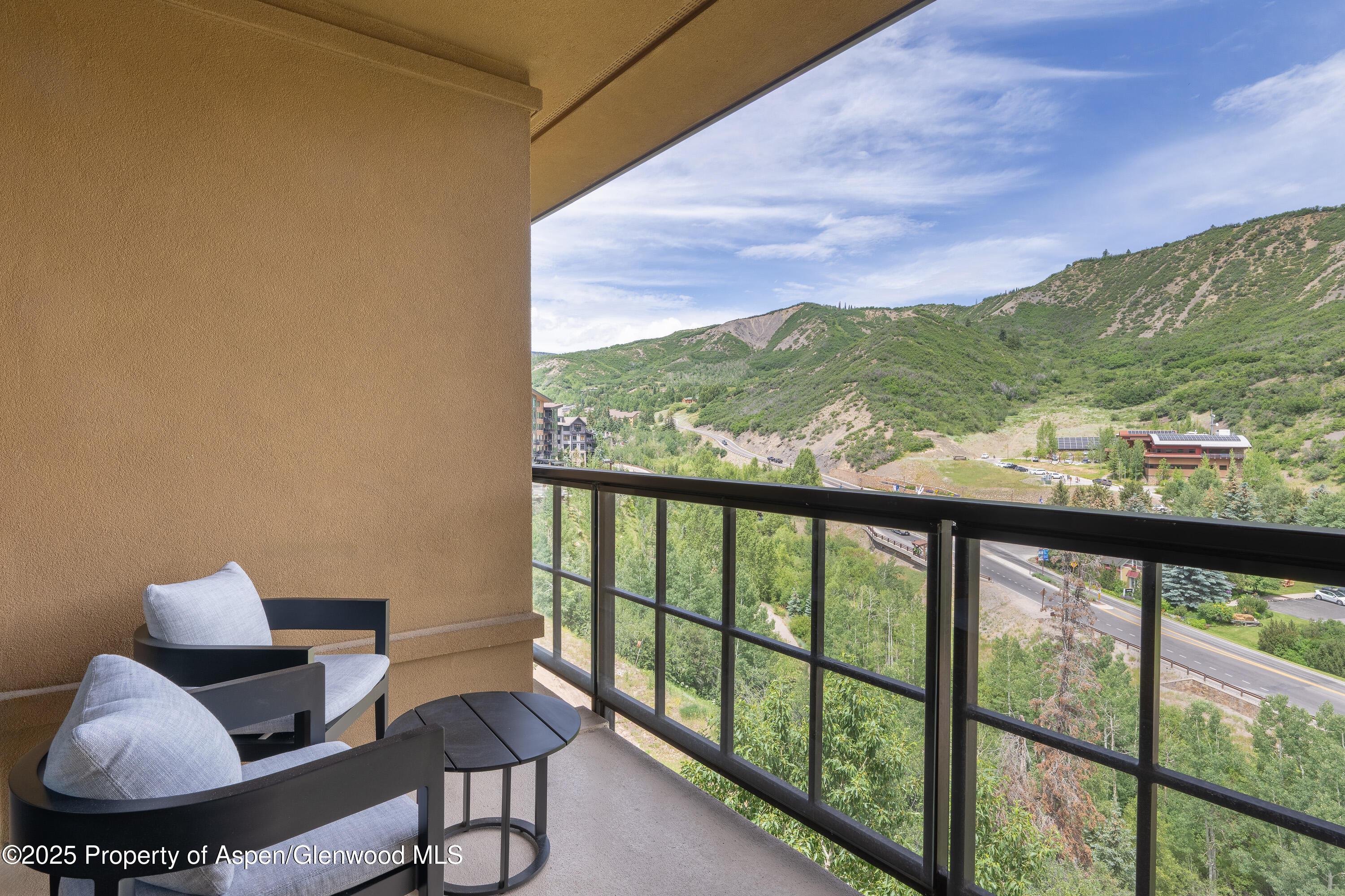 130 Wood Road, Unit 706 Snowmass Village, CO 81615 - Photo 10 of 11 706_Viceroy__0026