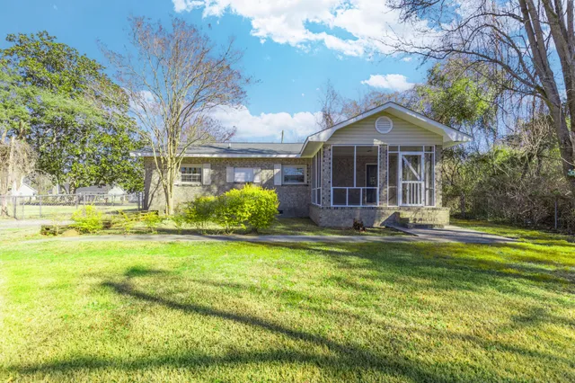 $335,000 | 151 Gailmoor Drive, Ladson, SC 29456