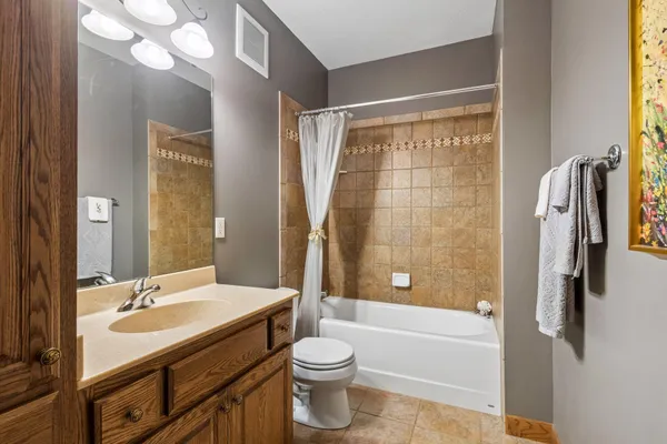 $375,000 | 1776 Stieger Lake Lane, Unit 100, Victoria, MN 55386