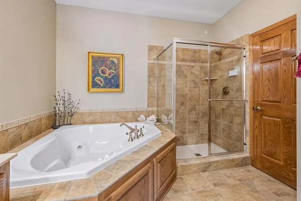 $375,000 | 1776 Stieger Lake Lane, Unit 100, Victoria, MN 55386