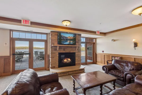 $375,000 | 1776 Stieger Lake Lane, Unit 100, Victoria, MN 55386