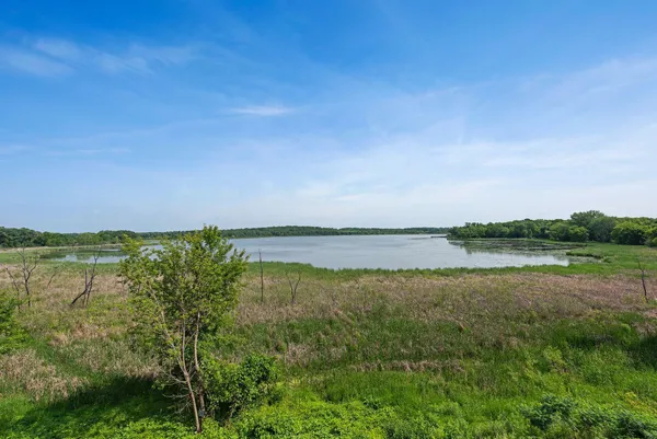 $375,000 | 1776 Stieger Lake Lane, Unit 100, Victoria, MN 55386