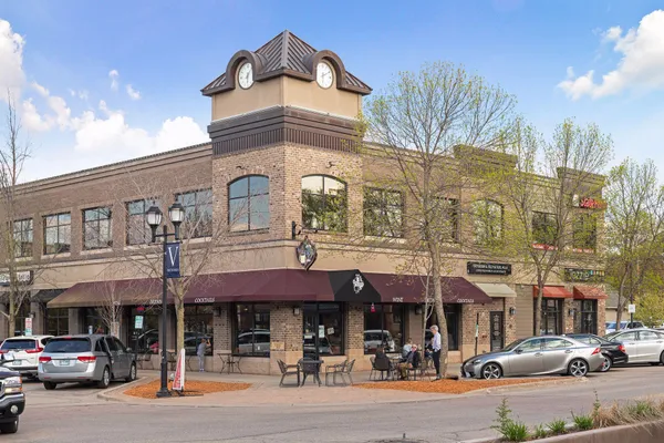 $375,000 | 1776 Stieger Lake Lane, Unit 100, Victoria, MN 55386