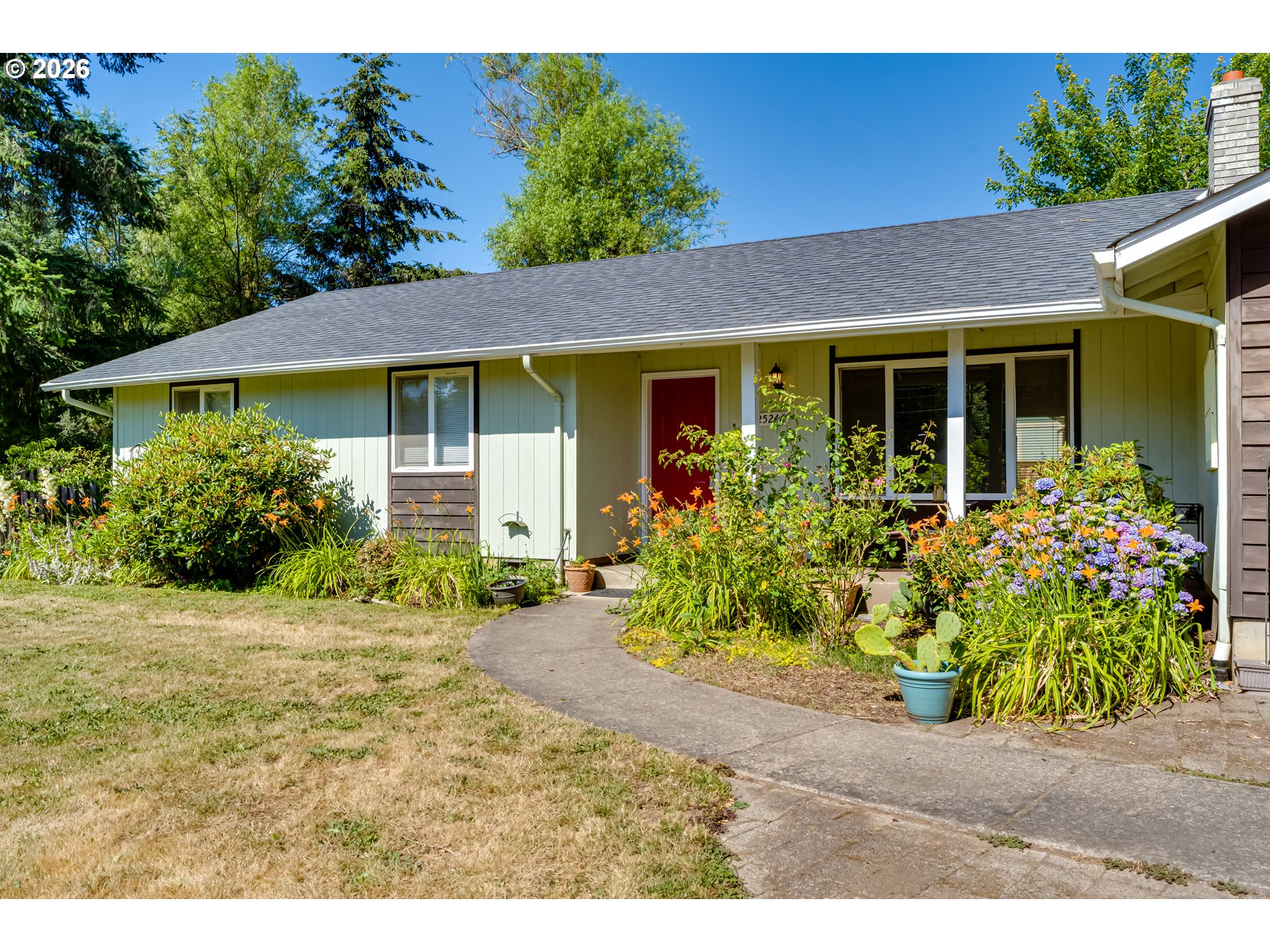 25246 East Bolton Road Veneta, OR 97487 - Photo 3 of 36