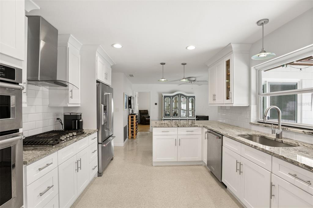 518 Gilbert Road Winter Park, FL 32792 - Photo 11 of 48 Gallery Image 11