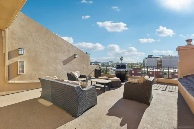 $779,000 | 3990 Centre Street, Unit 104, San Diego, CA 92103