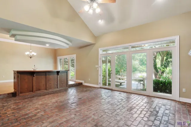 $429,000 | 14055 Ventress Road, Ventress, LA 70783