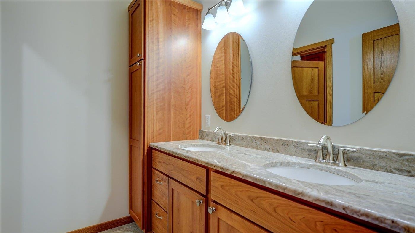 516 Church Street Fall River, WI 53932 - Photo 25 of 36