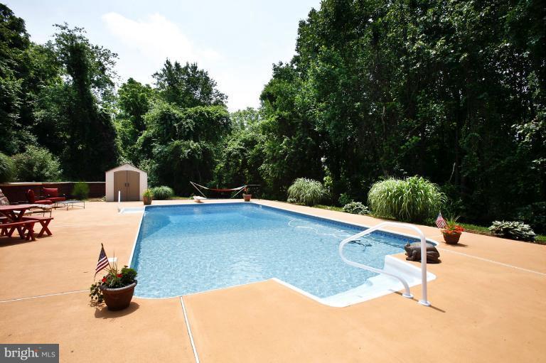 2169 Woodview Road Finksburg, MD 21048 - Photo 18 of 29 Salt Water Swimming Pool