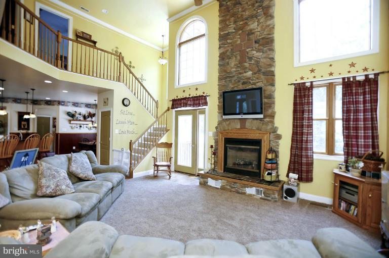 2169 Woodview Road Finksburg, MD 21048 - Photo 22 of 29 Family Room