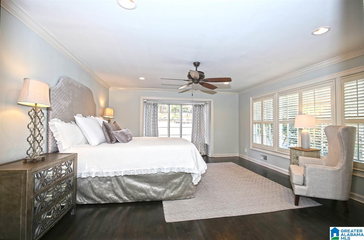 3137 North Woodridge Road Birmingham, AL 35223 - Photo 13 of 34