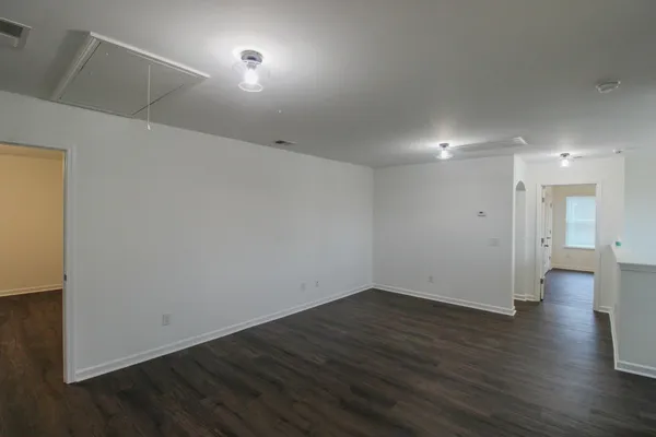 $2,680 | 305 Legendres Drive, Goose Creek, SC 29445