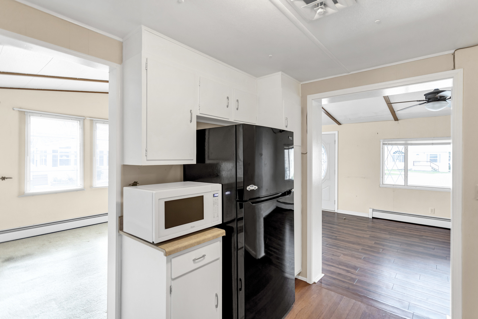 1053 Lakeview Road Elgin, IL 60123 - Photo 14 of 33