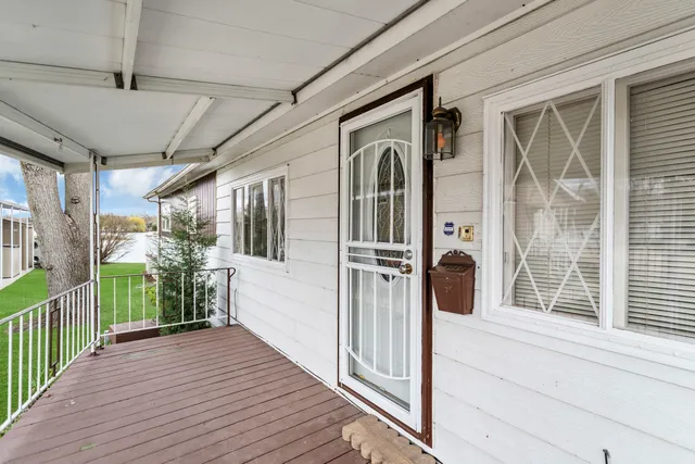 $10,000 | 1053 Lakeview Road, Elgin, IL 60123